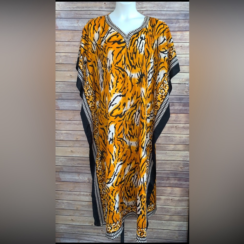 American Leisure Lounge Dress - Size One Size